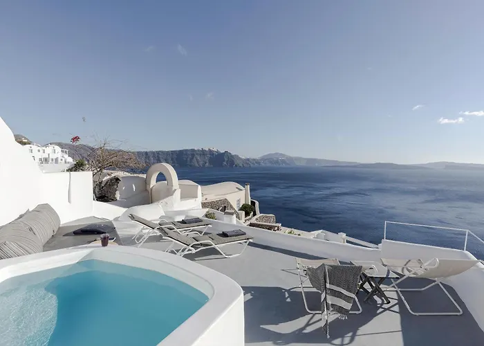 Skala Traditonal Cave House