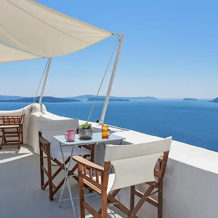 Skala Traditonal Cave House Oia (Santorini)