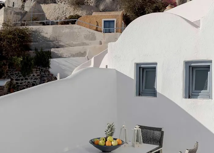 Skala Traditonal Cave House Οία