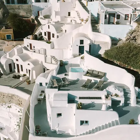 Skala Traditonal Cave House * 이아
