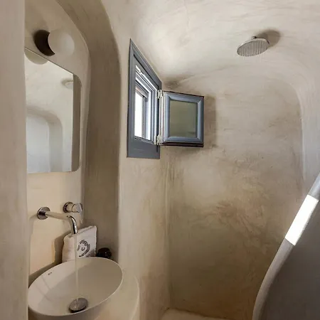 Skala Traditonal Cave House